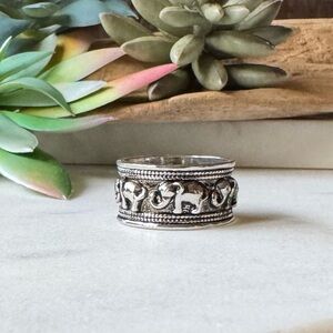 Boho Chunky Silver Tone Elephant Wide Band Ring 7